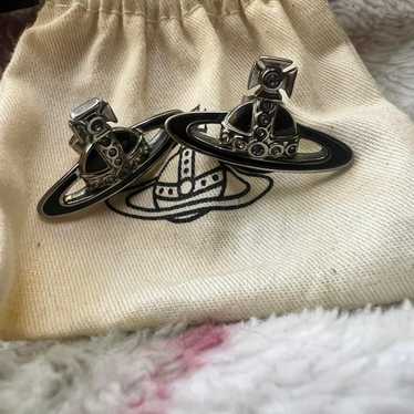 Vivienne Westwood｜ (LOELIA EARRINGS (62020143 02R800)) Vivienne Westwood Loelia Earrings | Gold | FARFETCH
