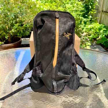 ARCTERYX アークテリクス ARRO 22 バックパック ブラウン ARCTERYX アークテリクス ARRO 22 バックパック ブラウン