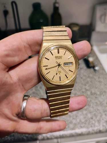〇Nc左1045 昭和レトロ SEIKO QUARTZ DM303E オレンジ WTS] Vintage Seiko Quartz QZ - 0923-8000 – Sunburst Dial