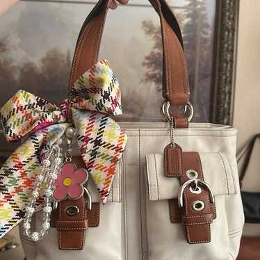 バッグ 00's coach vintage soho handbag Y2K Golddust Vintage Coach Y2K Mini Soho Bag – Calico