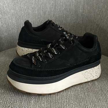 靴 UGG MARIN LACE LOGO - BLACK 23.5 UGG Marin Lace Logo - Trenton
