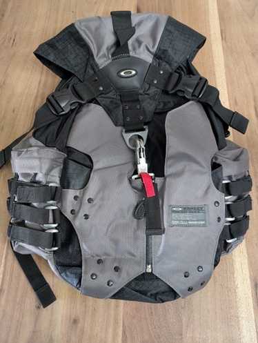 バッグ 00's OAKLEY tactical field gear bag y2k Y2K Oakley tactical field gear AP bag score at local thrift
