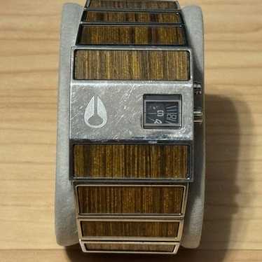 Nixon watch the rotolog - Gem
