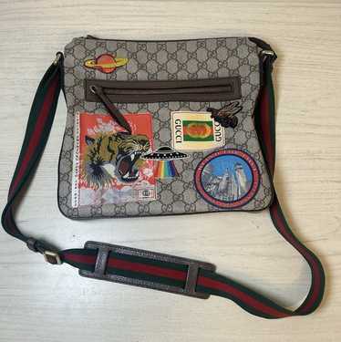 GUCCI☆DHL発送♪GG SUPREME/MOON ハンドバッグ☆779768 グッチ GG SUPREME MOON ハンド ショルダー バック 2WAY (GUCCI