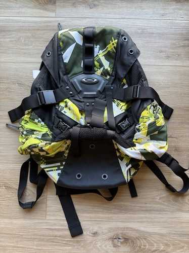 Oakley - Icon Backpack 3.0 - 廃版 - レアカラー① $_12.JPG?set_id=880000500F