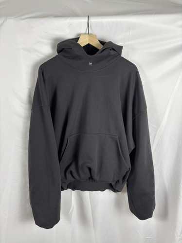 Yeezy gap balenciaga logo - Gem
