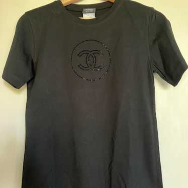 CHANEL ユニフォーム 黒ストーンTシャツ s-l1200.jpg