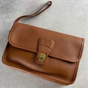 Vintage coach 9832 clutch - Gem