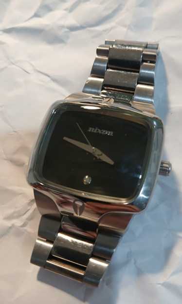 NIXON PLAYER 腕時計 ブラック/シルバー Nixon Player Silver Black Yes It's Real Men Women Watch
