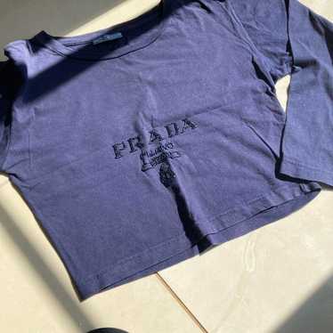 Y2K PRADA ネイビー ヴィンテージ 刺繍ロゴTシャツ／短丈 ユニセックス チェーン刺繍ロゴTシャツ(S ネイビー): トップス｜Right-on公式
