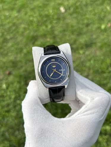 【ビンテージ】SEIKO時計 Seiko 5 Automatic Vintage Red Dial Day/Date 17 Jewels Men's