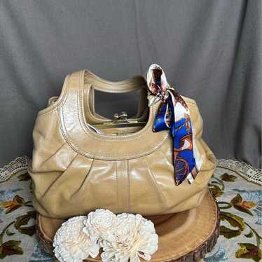 バッグ Coach leather kiss lock Hand bag Rare $_57.JPG?set_id=8800005007