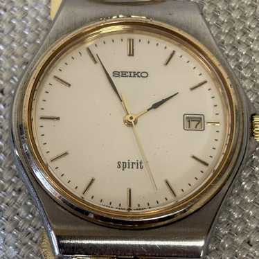 SEIKO  sprit  5p32  地味にカッコイイ 金文字盤 金属バンド Vintage Seiko Spirit 5P32 6B30 Yellow Dial Men Quartz