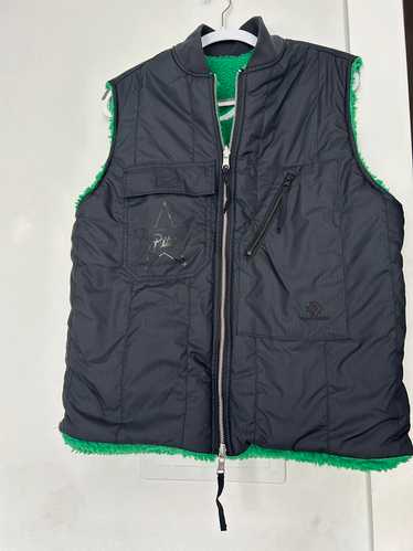 ジャケット・アウター PATTA X CARHARTT WIP  BROOM VEST PATTA X CARHARTT WIP BROOM VEST - メルカリ