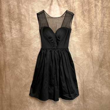 Unique Vintage Black Mesh Sleeveless Sweetheart Mi