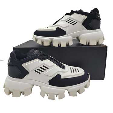 prada スニーカーCLOUDBUST ホワイト　サイズ37 お値下げ中 WMNS) PRADA Cloudbust Thunder Sneakers 'White