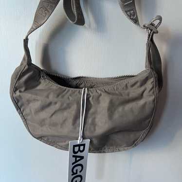 BAGGU クレッセントバッグ　ぐでたまコラボ Crescent bags: machine washable, available in 22 colors and