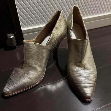 『新品、未使用のサンプル品』Maison Margiela❣️ゴールドパンプス 新品、未使用のサンプル品』Maison Margiela❣️ゴールド