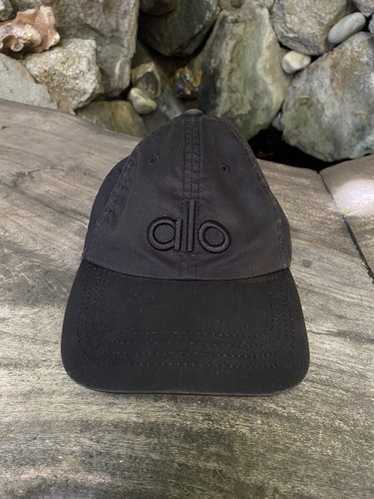 Alo Yoga Off-Duty Cap - Black/White - Gem