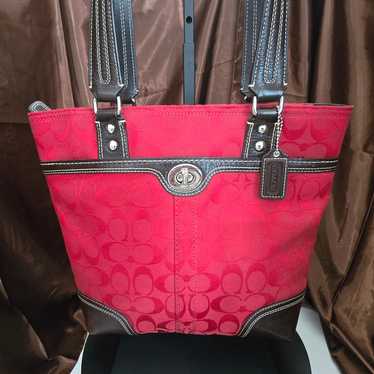COACH Poppy レッド バッグ Coach Red Patent Leather Limited Edition Poppy Handbag Purse