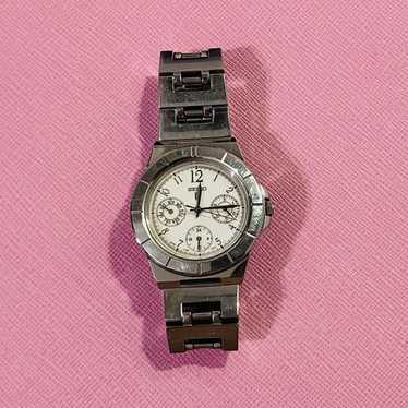 Seiko lukia womens 5y89 - Gem
