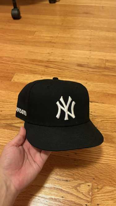 New era × undefeated - Gem