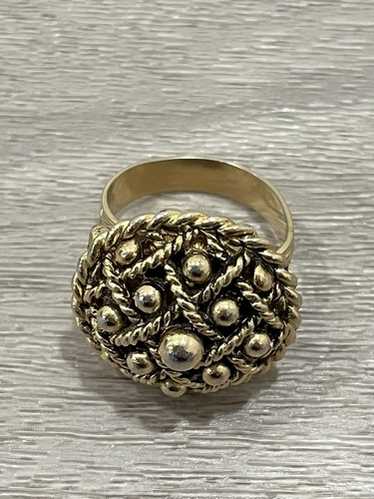 Vintage Solid Compact Ring Signed Vanda Gold Tone 