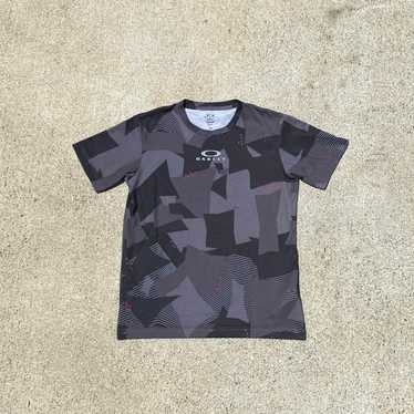 オークリー　oakley　ナイロン　Lサイズ　tシャツ　即完売　テック　y2k 店舗レジ決済不可 7/31まで 40%OFFクーポン対象】Tシャツ 半袖EN