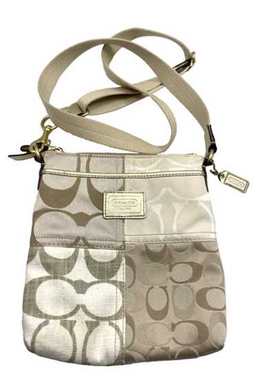 バッグ COACH Patchwork Signature Handbag Beige $_12.JPG?set_id=880000500F