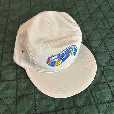 Hot wheels cap with - Gem