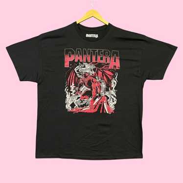 Pantera vulgar display of - Gem