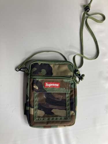 バッグ 19SS Supreme Utility Pouch Camo used Buy Supreme Utility Bag 'Camo' - SS19B11 CAMO | GOAT