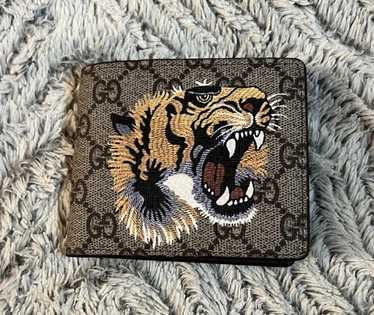 Gucci tiger 財布 used Gucci Wallet Beige GG Supreme Signature Canvas Tiger Print