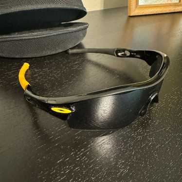 00s OAKLEY サングラス　LIVESTRONGモデル OAKLEYオークリーサングラス LIVESTRONG RADAR ライブストロング
