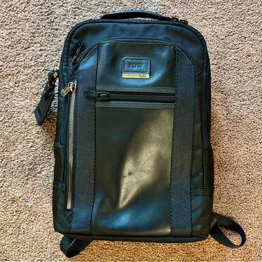Tumi alpha bravo lark - Gem