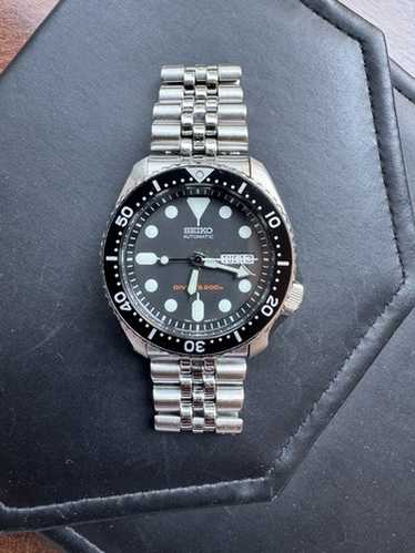 【SEIKO】SKX007 7S26-0020 ブレス無し Genuine Seiko Black Dial “Japan Made” Seiko SKX007 7S26-0020