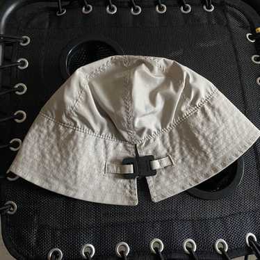 1017 ALYX 9SM アリクス 19s Hunter Bucket Hat 1017 ALYX 9SM White Snow Camo Bucket Hat 1017 ALYX 9SM
