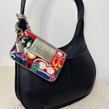 バッグ COACH Poppy Graffiti Accessory pouch Coach Poppy Black Graffiti Hearts Small Hand Bag/Purse