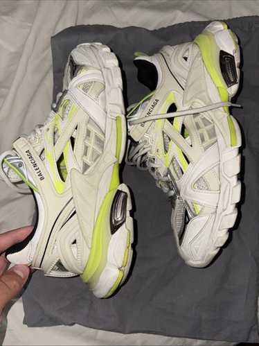 バレンシアガ ランナーマルチカラートレーナー 25SS The newest sneaker from Balenciaga: Platform Sneaker