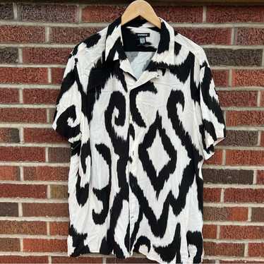 Express Cream And Black Abstract Pattern Collared… - image 1