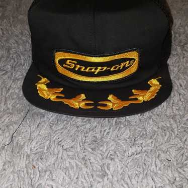 Vintage snap on hat - Gem