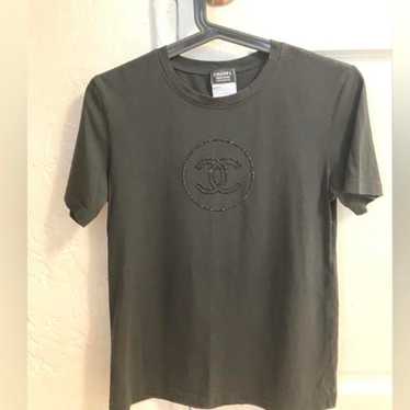 CHANEL ブラック Tシャツ CHANEL ロゴ 刺繍 Tシャツ 半袖 ブラック - メルカリ