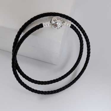 Pandora ブレーデッドレザー Tバー　黒編み込みレザー Pandora Moments Braided Leather T-bar Bracelet | Sterling