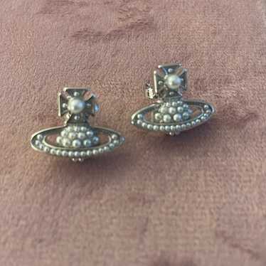 【VIVIENNE WESTWOOD】(W) Olivia Pearl Earrings Silver Vivienne Westwood Earrings Pierce Pearl Drop Silver NO BOX