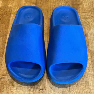 Yeezy slide blue - Gem