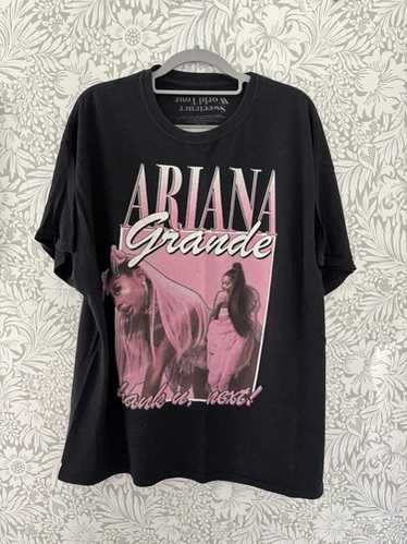 希少　アリアナ・グランデ　SWEETENER WORLD TOUR TEE Ariana Grande Sweetener World Tour 2019 Black T-Shirt