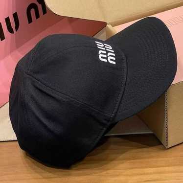Miu Miu｜HUNTING CAPS/BERET HATS (5HC075 2CSI F0241) Miu Miu Beret Hat Tabacco | thewebster | REVERSIBLE