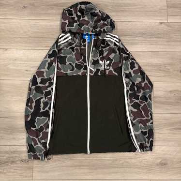 アウターその他 adidas Camo Windbreaker Shadow Green IU4685 adidas Originals Camo Windbreaker | Masdings