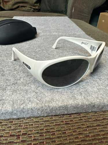 90s arnette アーネット サングラス HOT CAKES ホワイト VINTAGE ARNETTE Hot Cakes White And Black No Lenses