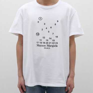 Maison Margiela Tシャツ XXS Maison Margiela Logo-Print Cotton T-Shirt - XS | Coggles